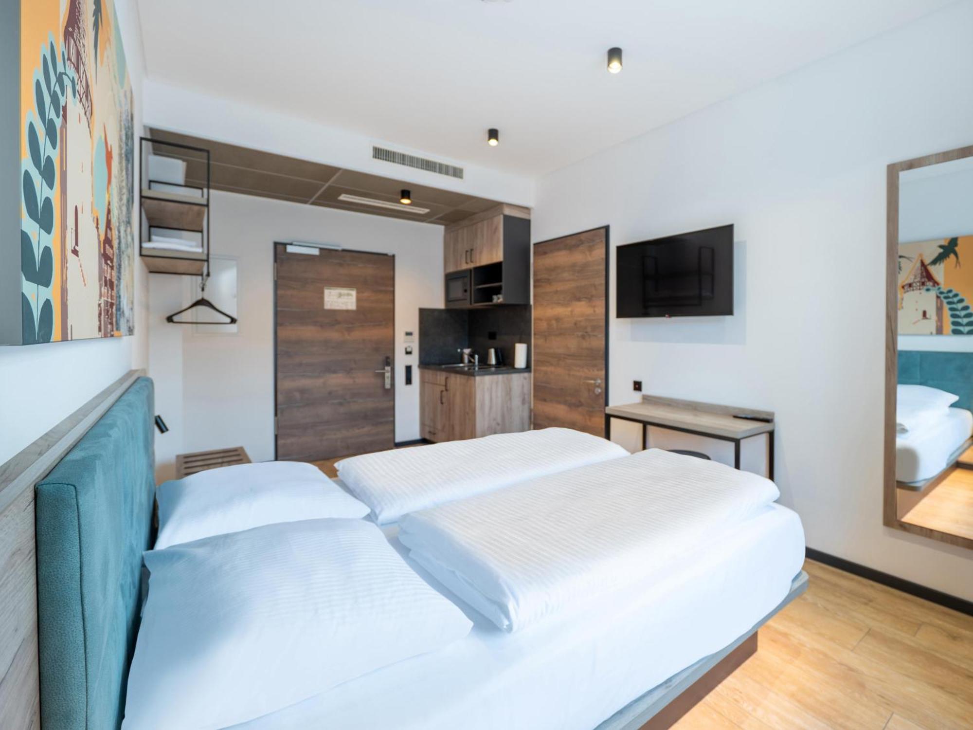 B&B Hotel Albstadt-Hbf ภายนอก รูปภาพ