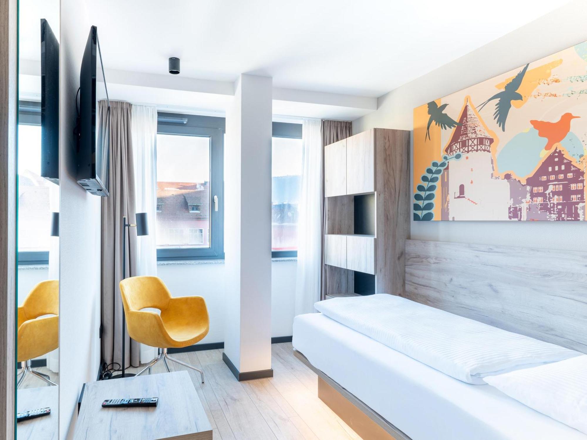B&B Hotel Albstadt-Hbf ภายนอก รูปภาพ