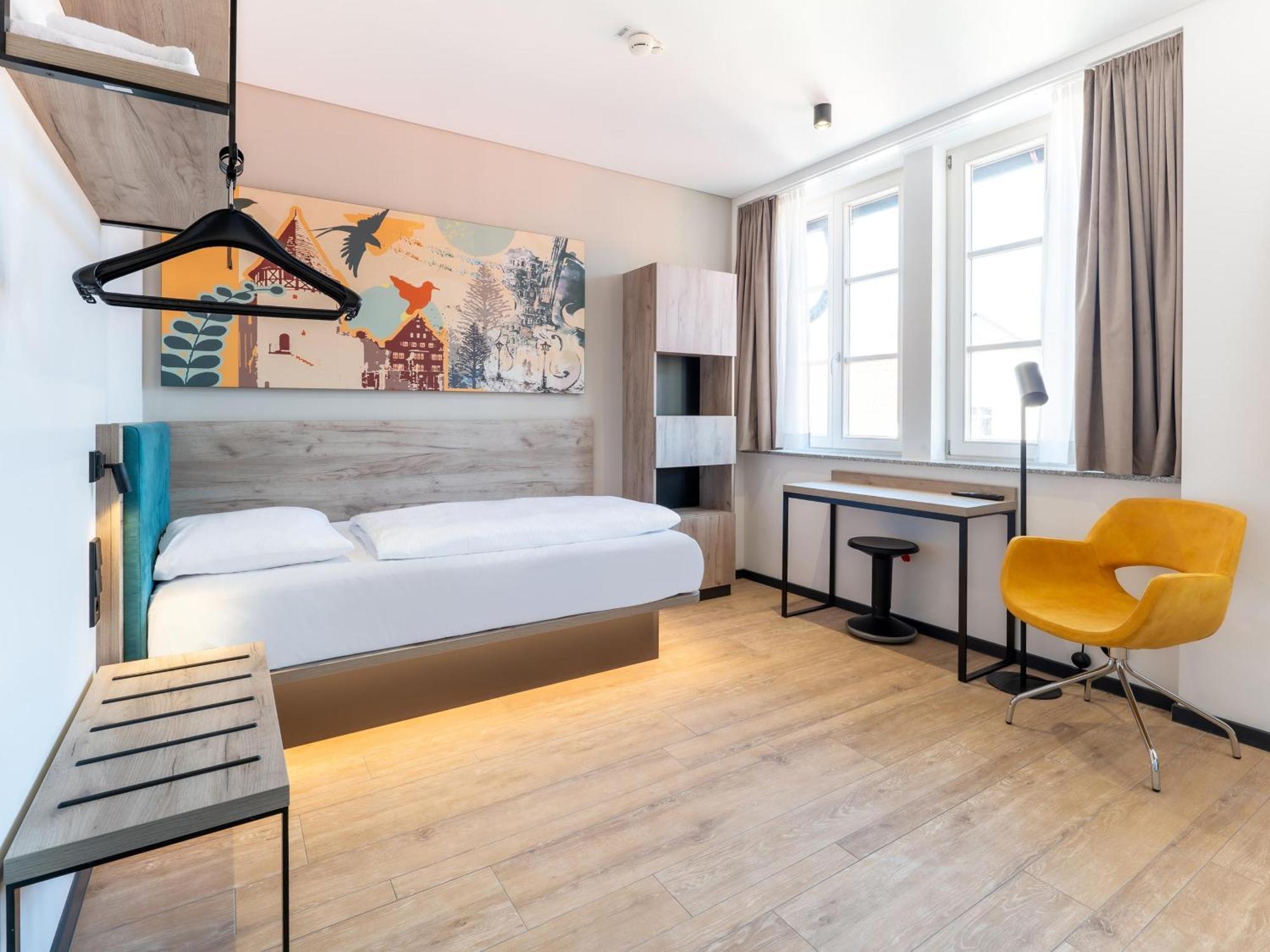 B&B Hotel Albstadt-Hbf ภายนอก รูปภาพ